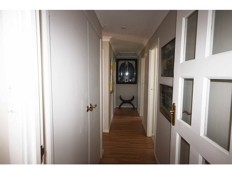 12 Alabaster Place, Eagle Vale NSW 2558