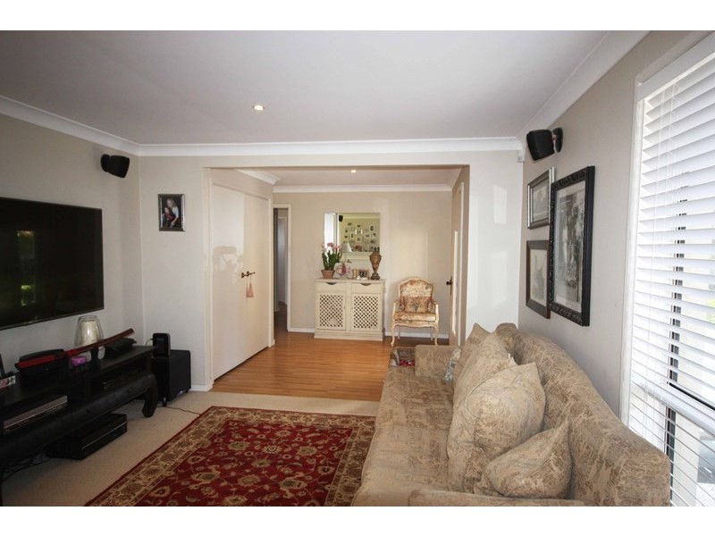 12 Alabaster Place, Eagle Vale NSW 2558