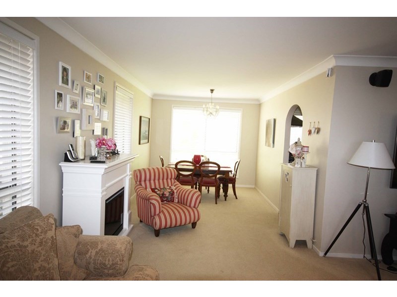 12 Alabaster Place, Eagle Vale NSW 2558