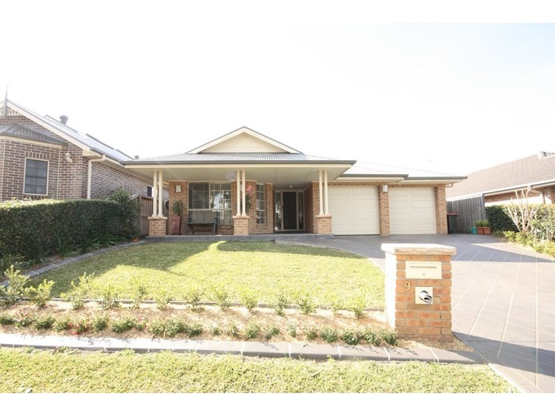 9 Maclean Lane, Camden Park NSW 2570