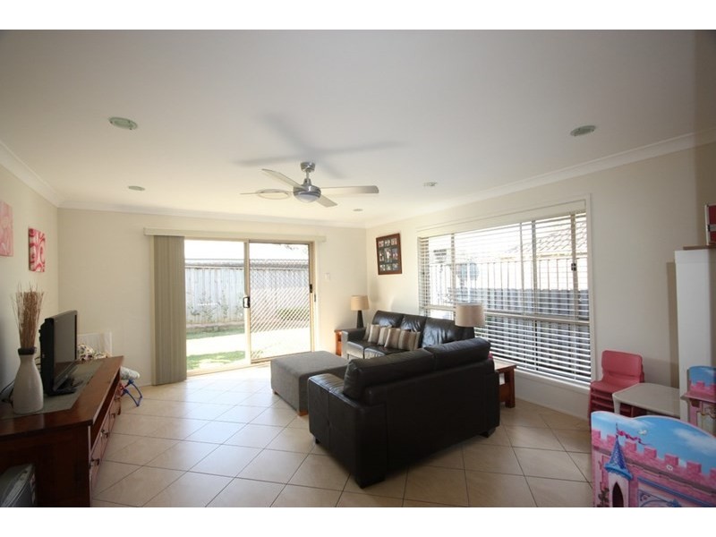 9 Maclean Lane, Camden Park NSW 2570