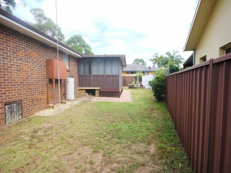 1 Faithful Street, Elderslie NSW 2570