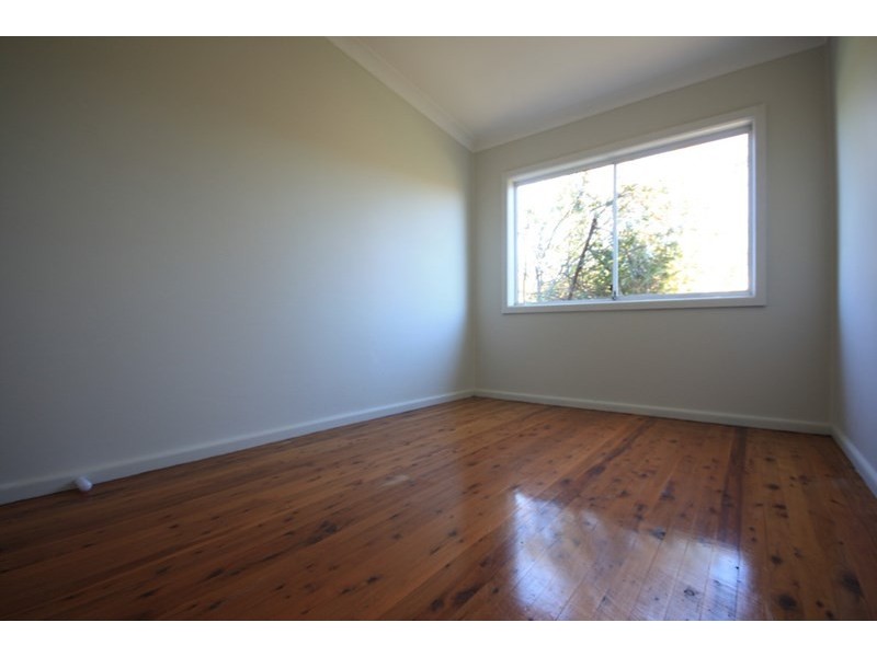 39 Hoddle Avenue, Campbelltown NSW 2560