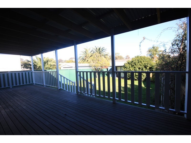 39 Hoddle Avenue, Campbelltown NSW 2560