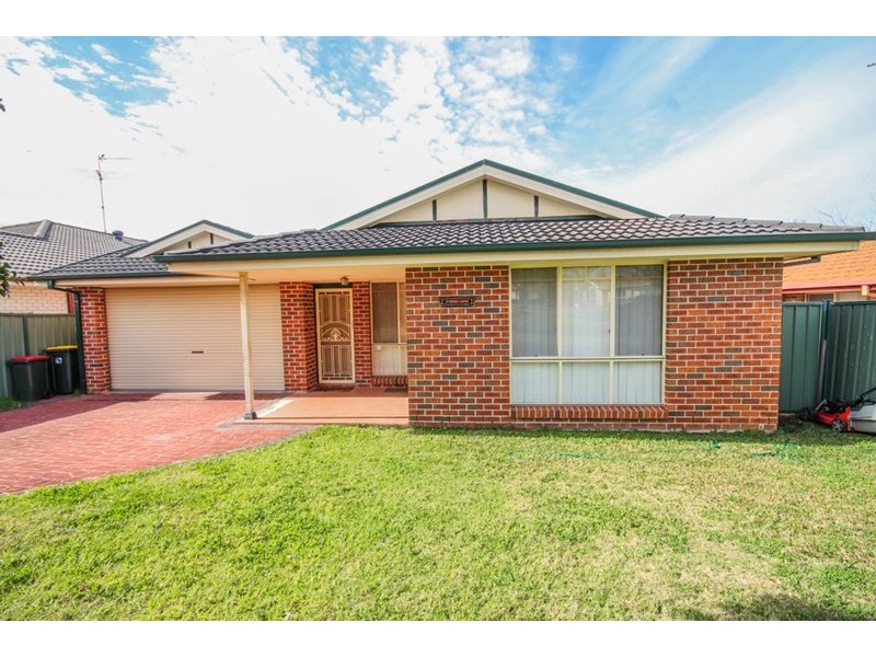 19 Pippen Street, Harrington Park NSW 2567