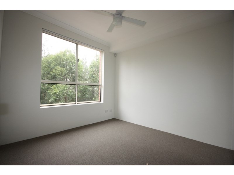 43/221a Waterworth Drive, Mount Annan NSW 2567