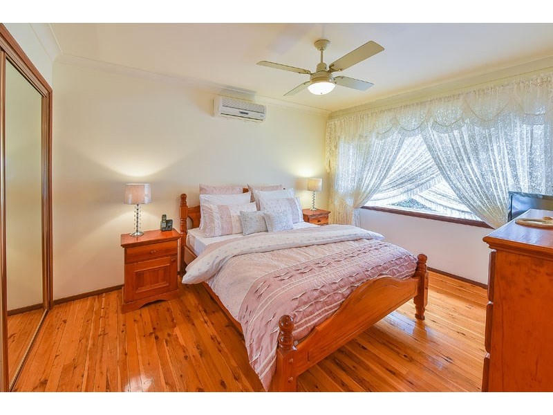 48 Athel Tree Crescent, Bradbury NSW 2560