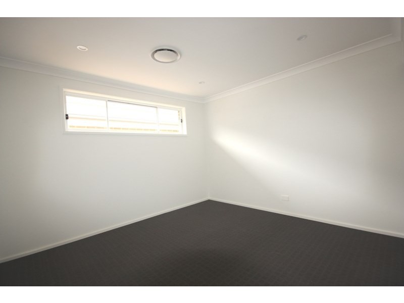 9 Finlay Street, Oran Park NSW 2570