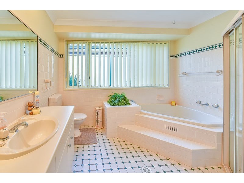 4 Yulan Street, Narellan Vale NSW 2567