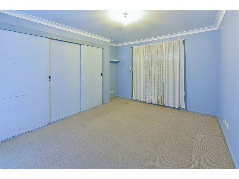 46 Anthony Drive, Rosemeadow NSW 2560