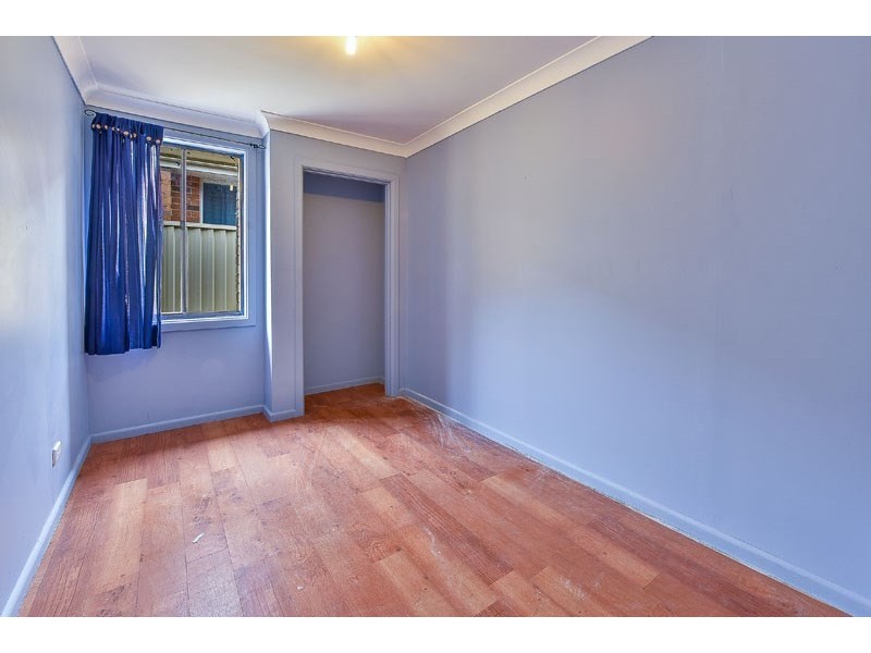 46 Anthony Drive, Rosemeadow NSW 2560