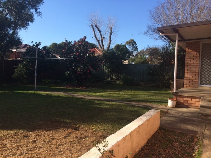 21 Lawson Avenue, Camden South NSW 2570