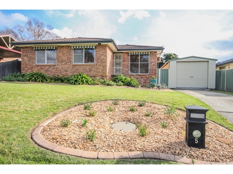 5 Northsteyne Road, Woodbine NSW 2560