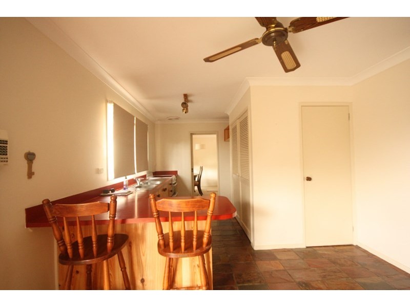 6 Manooka Crescent, Bradbury NSW 2560