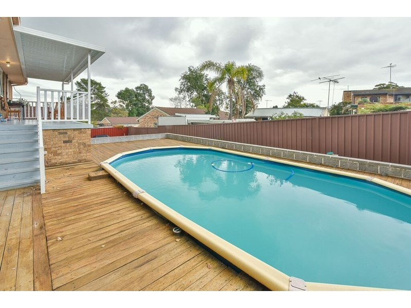 4 Tremlow Crescent, Ambarvale NSW 2560