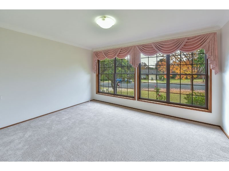 18 Dawson Avenue, Camden South NSW 2570