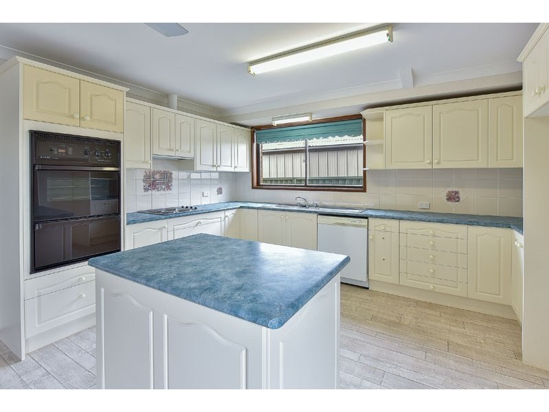 18 Dawson Avenue, Camden South NSW 2570