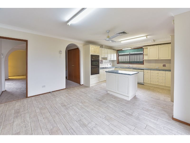 18 Dawson Avenue, Camden South NSW 2570