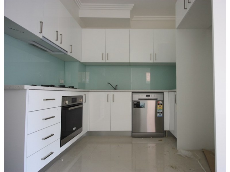 38/221A Waterworth Drive, Mount Annan NSW 2567