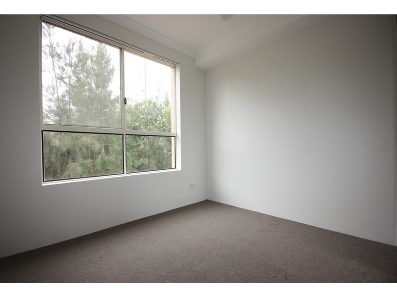 38/221A Waterworth Drive, Mount Annan NSW 2567