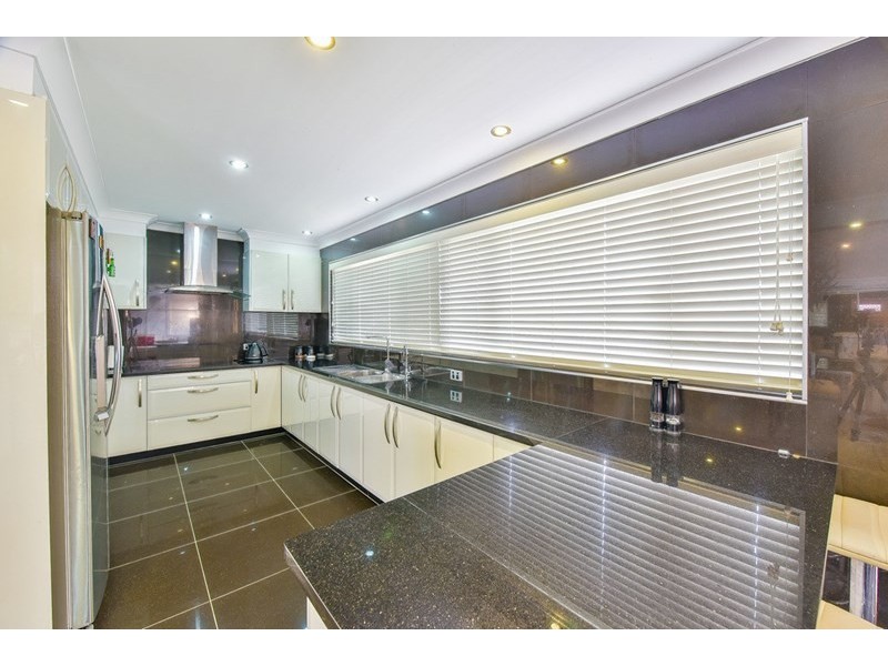 51 Campbellfield Avenue, Bradbury NSW 2560