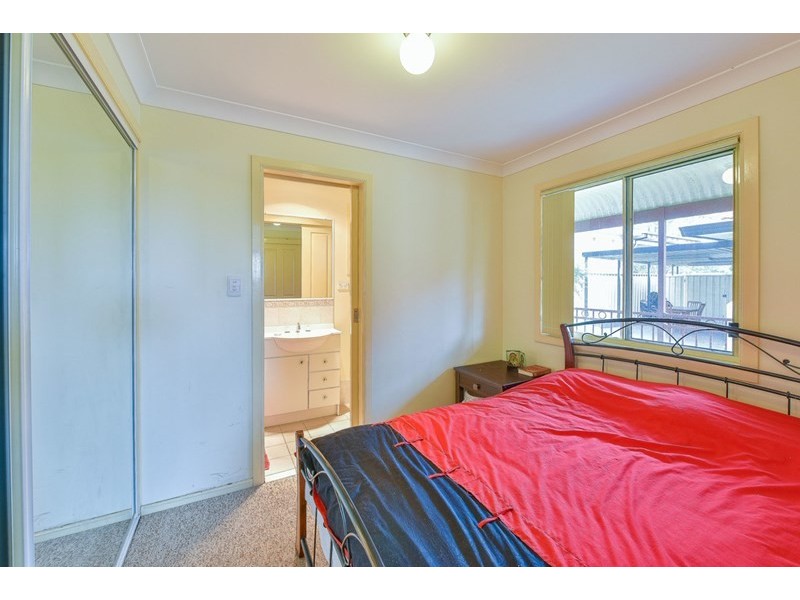 51 Campbellfield Avenue, Bradbury NSW 2560