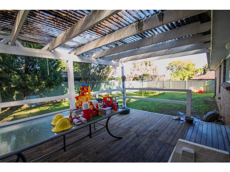 8 Furner Avenue, Camden South NSW 2570