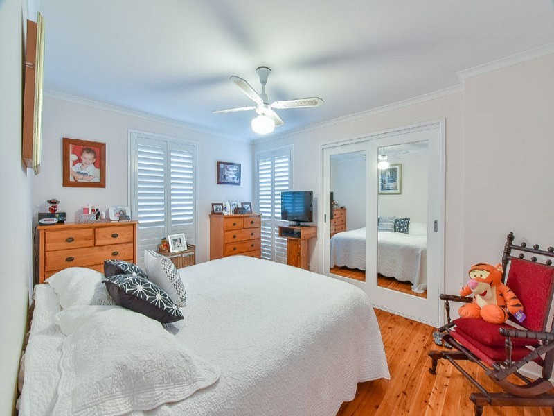 10 Hayter Street, Camden South NSW 2570