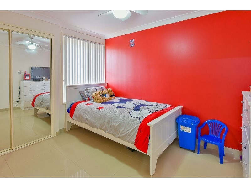 11 Malvolio Street, Rosemeadow NSW 2560