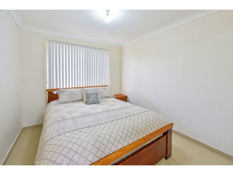 11 Malvolio Street, Rosemeadow NSW 2560