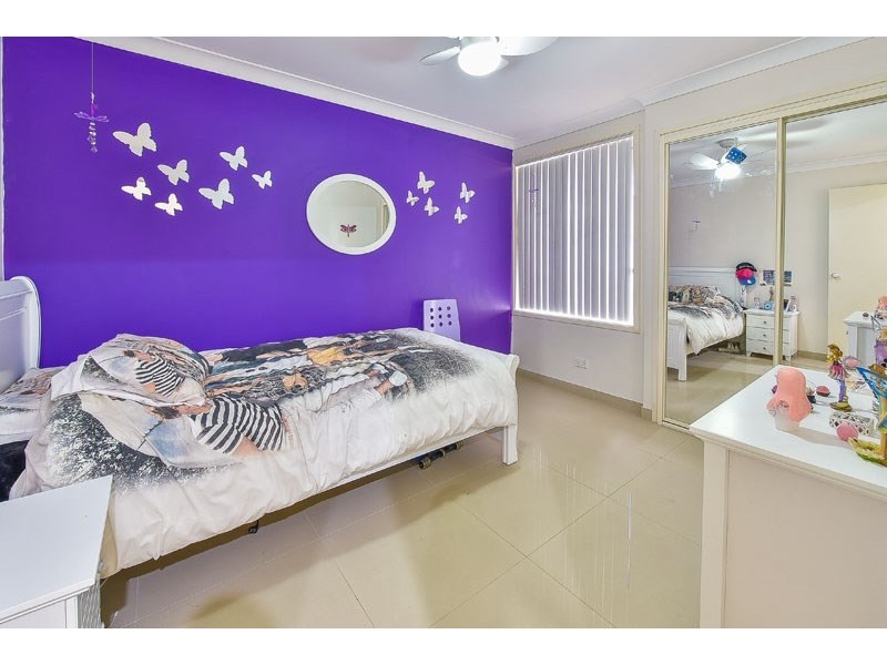 11 Malvolio Street, Rosemeadow NSW 2560