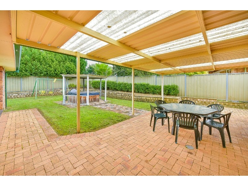 11 Malvolio Street, Rosemeadow NSW 2560