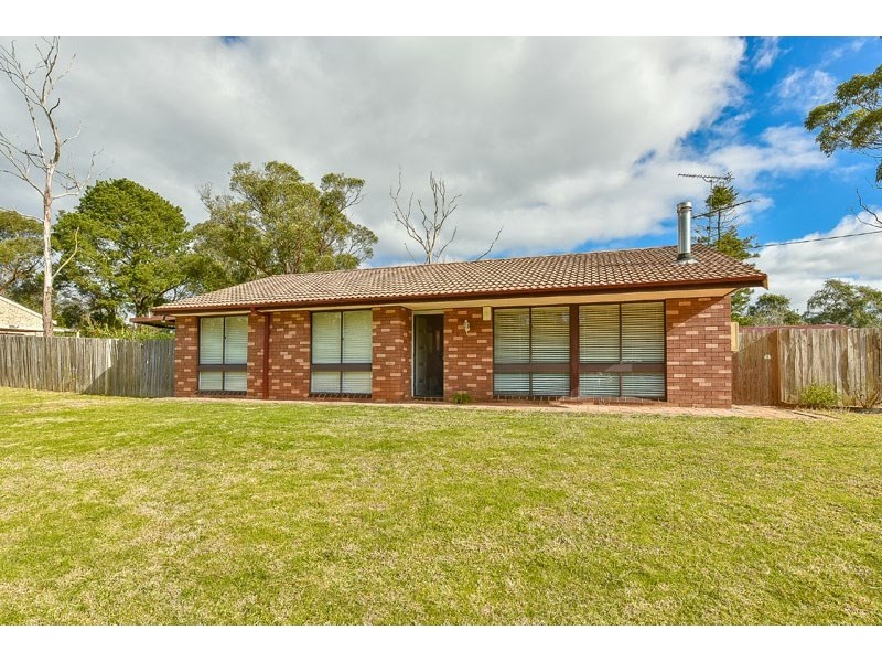 35 West Parade, Hill Top NSW 2575