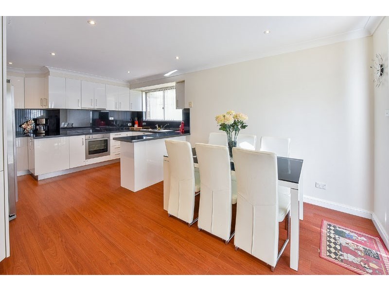 35 West Parade, Hill Top NSW 2575