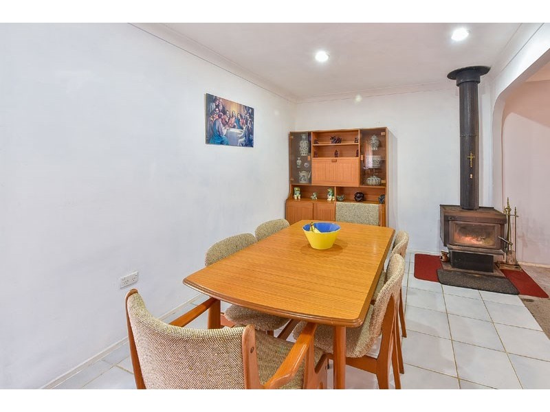 33 West Parade, Hill Top NSW 2575