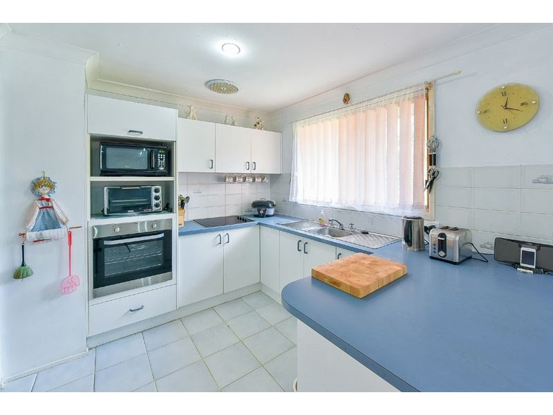 33 West Parade, Hill Top NSW 2575