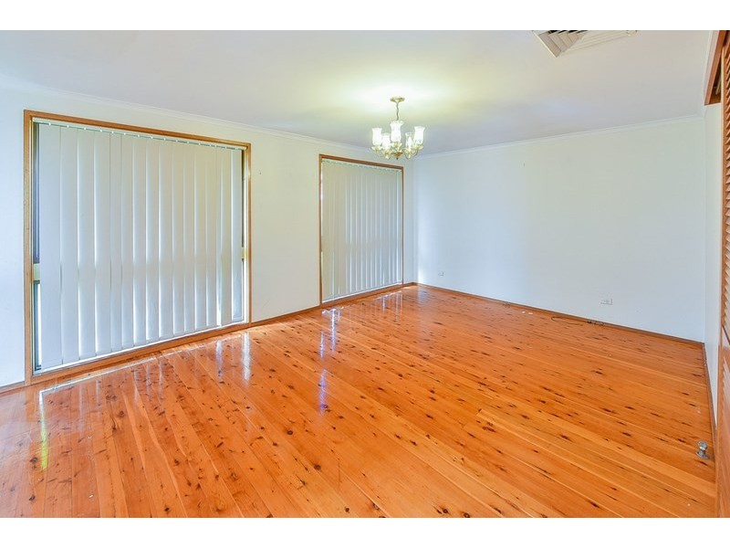 7 Morar Place, St Andrews NSW 2566