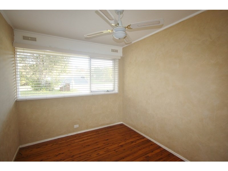 248 The Parkway, Bradbury NSW 2560