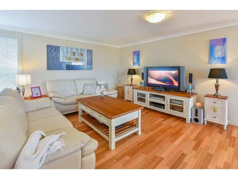 17 Wentworth Drive, Camden South NSW 2570
