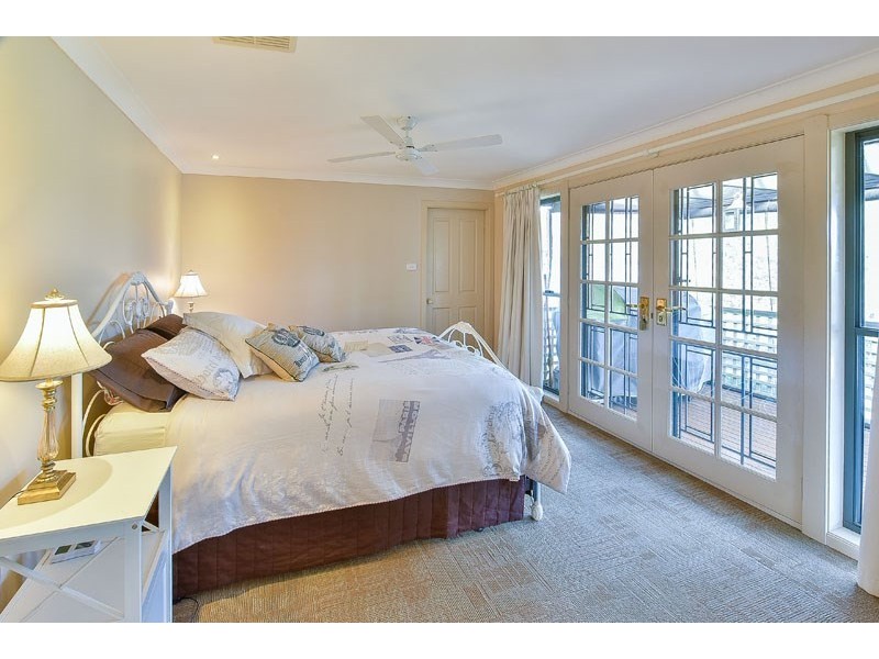 17 Wentworth Drive, Camden South NSW 2570