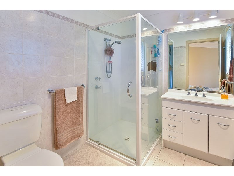 17 Wentworth Drive, Camden South NSW 2570