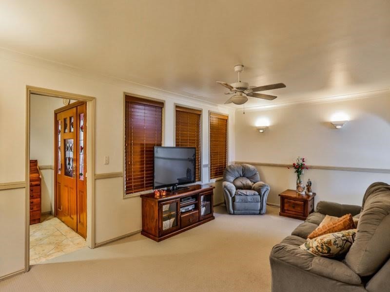 60 Woodland Crescent, Narellan NSW 2567