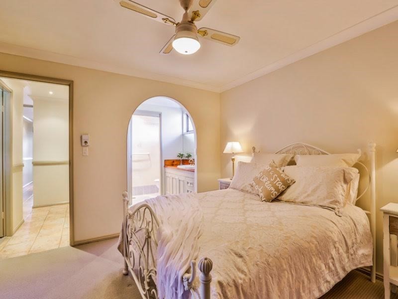 60 Woodland Crescent, Narellan NSW 2567