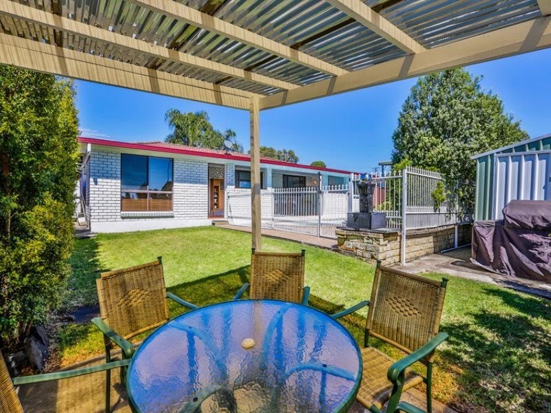 60 Woodland Crescent, Narellan NSW 2567