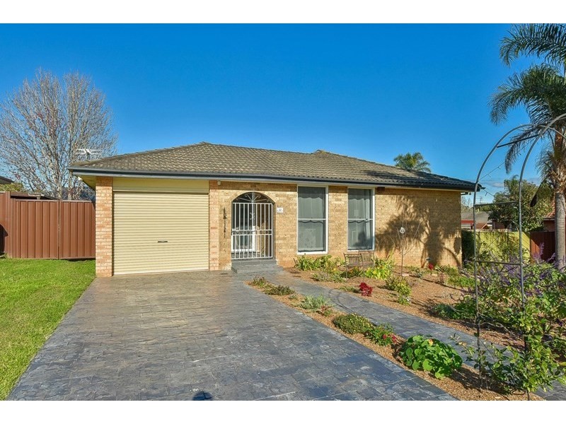 12 Fairlight Place, Woodbine NSW 2560