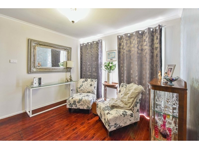 12 Fairlight Place, Woodbine NSW 2560