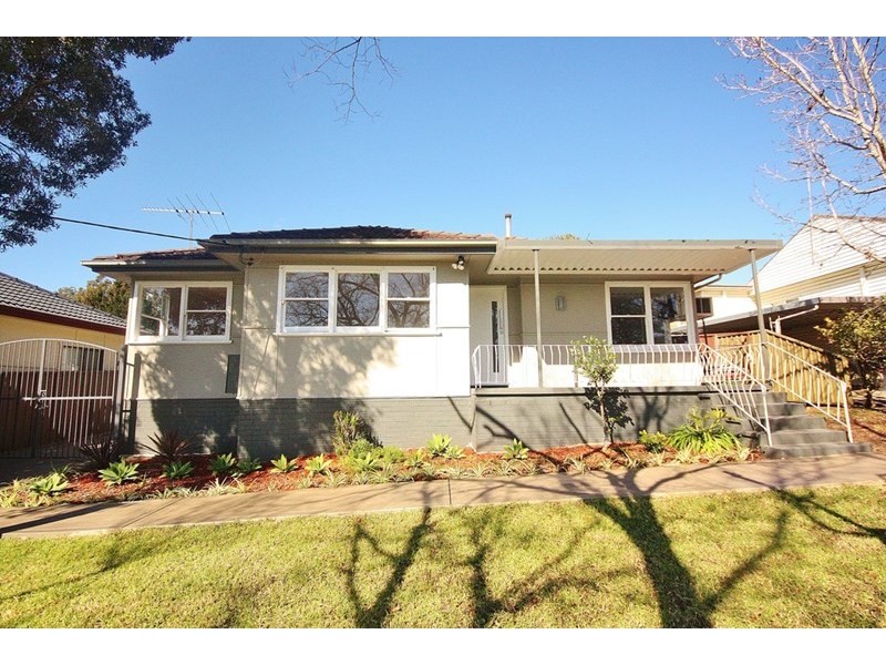 16 Carcoola Street, Campbelltown NSW 2560