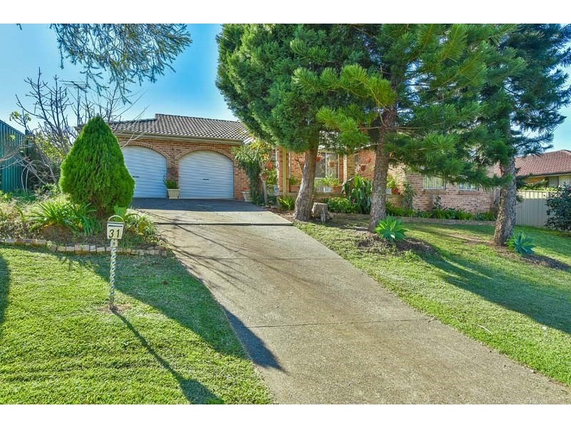 31 Danube Crescent, Kearns NSW 2558