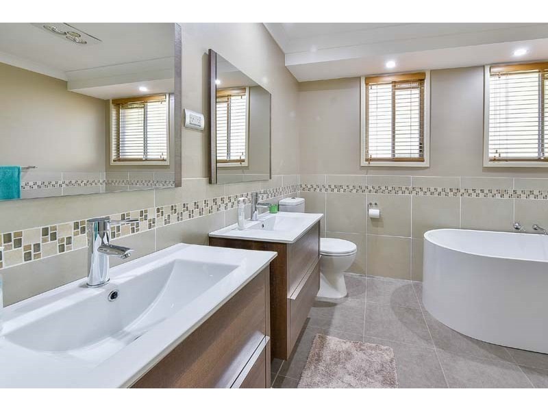 196 Camden Road, Douglas Park NSW 2569