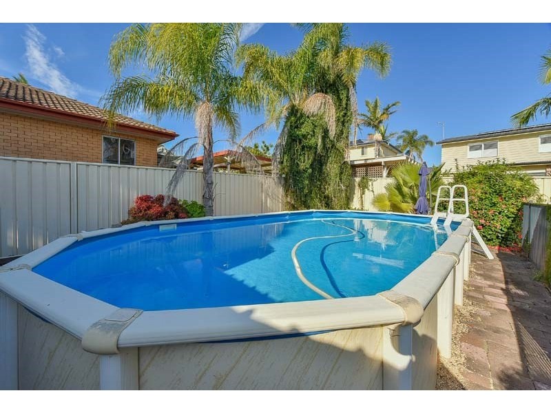 25 Macintyre Crescent, Ruse NSW 2560